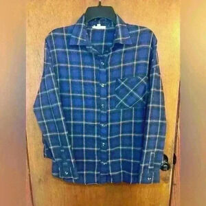 Kye Mi Womems oversized flannel top